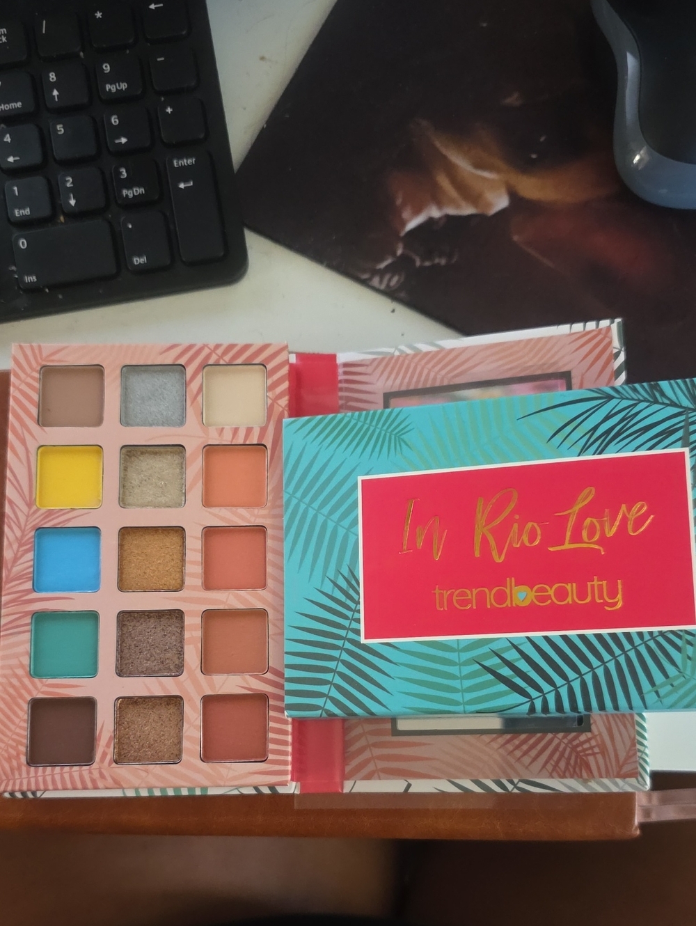 Trend Beauty In Rio Love Eyeshadow Palette - Bright Multi-Color